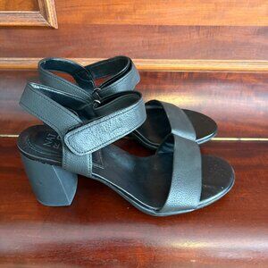 Naturalizer formal sandals black 38